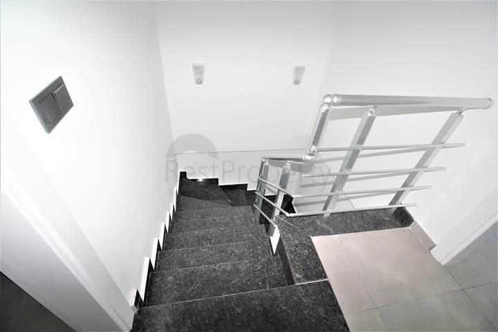 ضمن مجمع حديث يضم كافة الخدمات - دوبلكس 2 غرفة وصالة - في مهموتلار / الانيا 