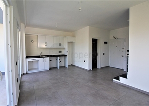 ضمن مجمع حديث يضم كافة الخدمات - دوبلكس 2 غرفة وصالة - في مهموتلار / الانيا 