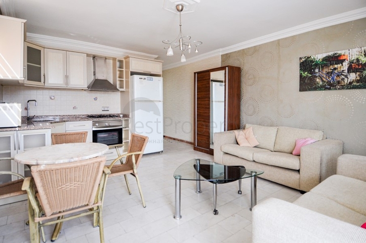 في المركز وباطلالة على القلعة - شقق تصميم 1+1 - الانيا 