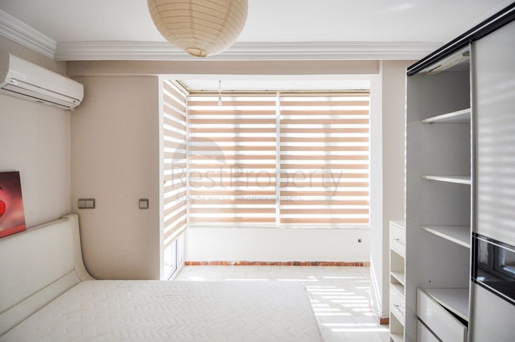 في المركز وباطلالة على القلعة - شقق تصميم 1+1 - الانيا 