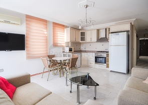 في المركز وباطلالة على القلعة - شقق تصميم 1+1 - الانيا 