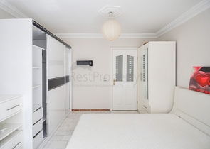 في المركز وباطلالة على القلعة - شقق تصميم 1+1 - الانيا 