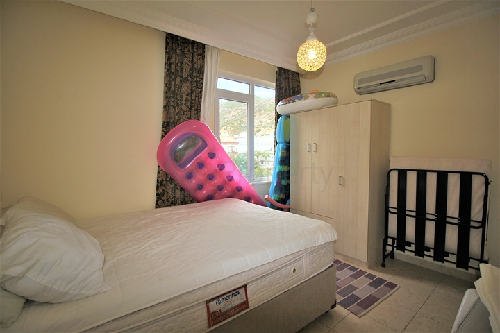 في مركز المدينة -شقق غرفتين وصالة مفروشة - في الانيا 