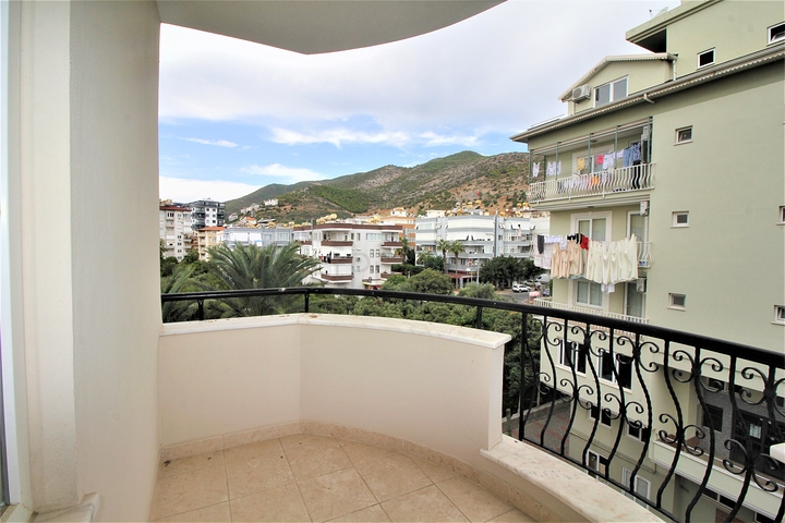 في مركز المدينة -شقق غرفتين وصالة مفروشة - في الانيا 