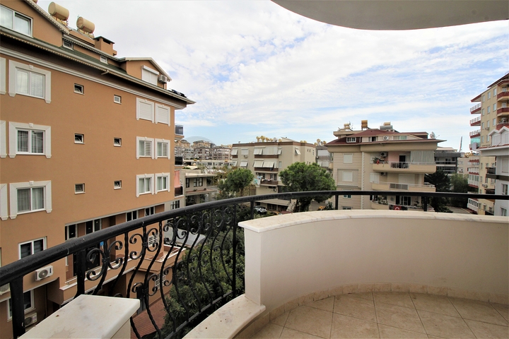 في مركز المدينة -شقق غرفتين وصالة مفروشة - في الانيا 