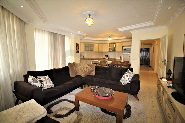 في مركز المدينة -شقق غرفتين وصالة مفروشة - في الانيا 