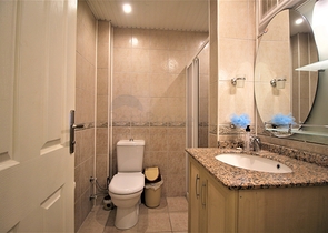 في مركز المدينة -شقق غرفتين وصالة مفروشة - في الانيا 