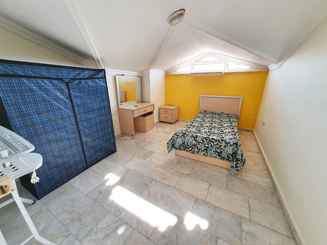 سعر منافس -دوبلكس 4 غرف وصالة - في منطقة اوبا المركزية / الانيا 