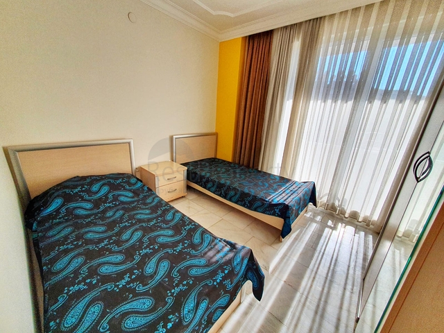 سعر منافس -دوبلكس 4 غرف وصالة - في منطقة اوبا المركزية / الانيا 