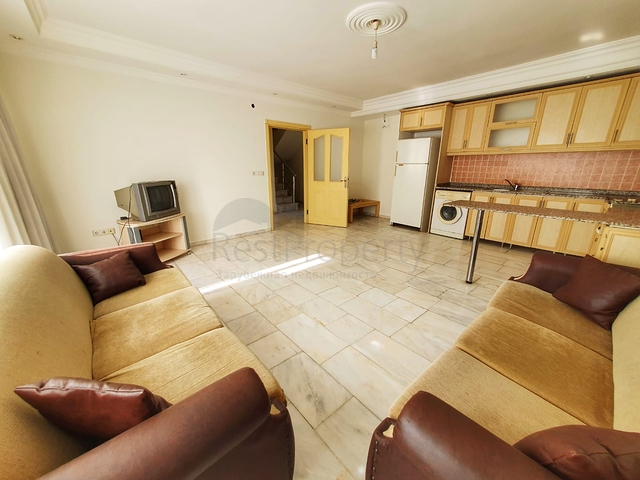 سعر منافس -دوبلكس 4 غرف وصالة - في منطقة اوبا المركزية / الانيا 