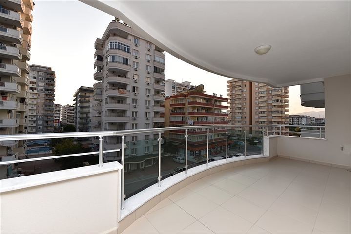 شقة غرفتين وصالة - قريبة من البحر والخدمات - في مهموتلار / الانيا 