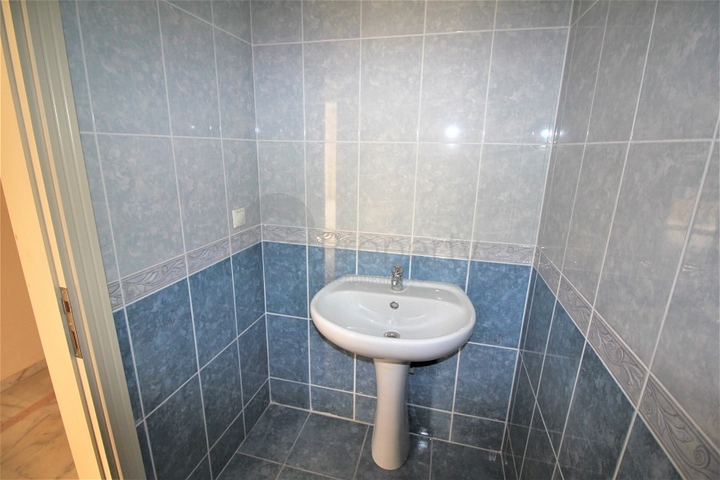 شقة غرفتين وصالة - في مركز مدينة الانيا 