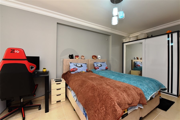 شقة واسعة غرفتين وصالة - مغ الاثاث -قريبة من البحر والخدمات - في مهموتلار / الانيا 