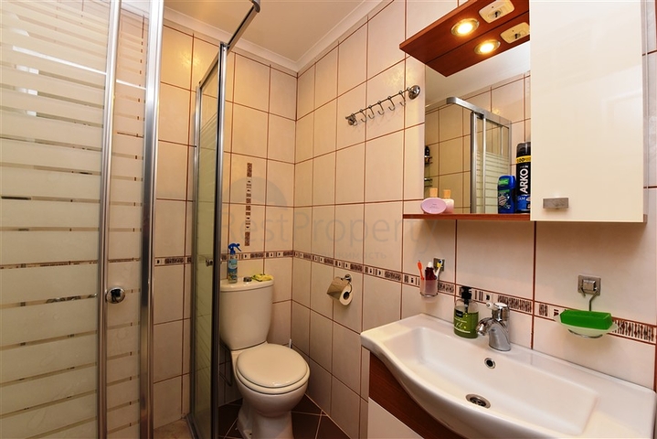 شقة واسعة غرفتين وصالة - مغ الاثاث -قريبة من البحر والخدمات - في مهموتلار / الانيا 