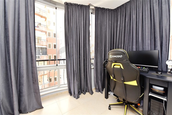 شقة واسعة غرفتين وصالة - مغ الاثاث -قريبة من البحر والخدمات - في مهموتلار / الانيا 