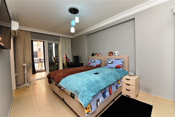 شقة واسعة غرفتين وصالة - مغ الاثاث -قريبة من البحر والخدمات - في مهموتلار / الانيا 