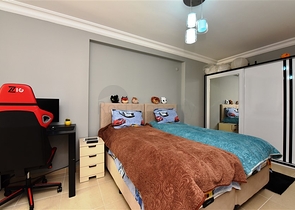 شقة واسعة غرفتين وصالة - مغ الاثاث -قريبة من البحر والخدمات - في مهموتلار / الانيا 