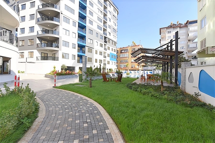 شقة مفروشة 1 + 1 في وسط ألانيا 