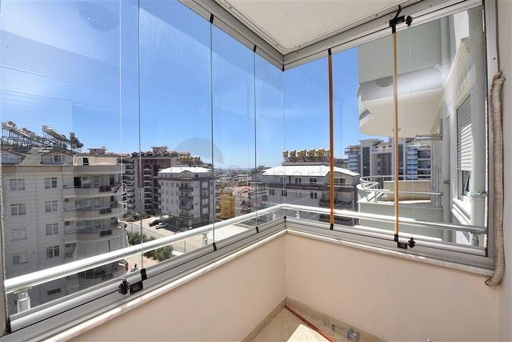 شقة عائلية -2 غرفة وصالة - في منطقة جيكجلي الراقية / الانيا 