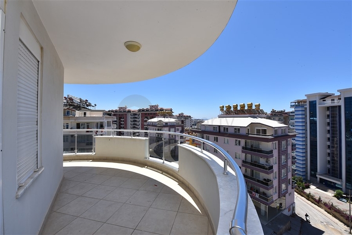 شقة عائلية -2 غرفة وصالة - في منطقة جيكجلي الراقية / الانيا 