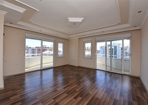 شقة عائلية -2 غرفة وصالة - في منطقة جيكجلي الراقية / الانيا 