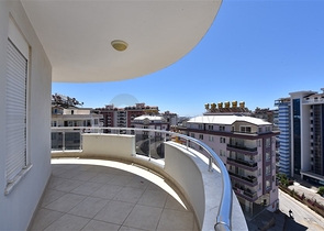 شقة عائلية -2 غرفة وصالة - في منطقة جيكجلي الراقية / الانيا 