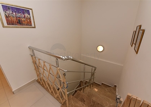 دوبلكس 4 غرف وصالة - مفروشة - ضمن مجمع عائلي يضم كافة الخدمات - في افسلار/ الانيا  دوبلكس 4 غرف وصالة - مفروشة - ضمن مجمع عائلي يضم كافة الخدمات - في افسلار/ الانيا