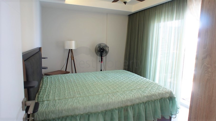 مساحة واسعة -شقة غرفة وصالة مفروشة - ضمن مجمع قريب من البحر والخدمات - في مهموتلار / الانيا 