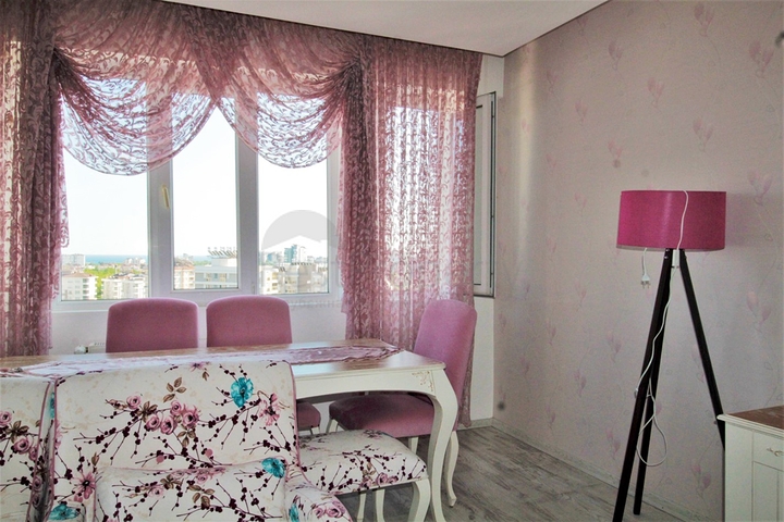 شقة فسيحة 3 + 1 مع مطبخ منفصل في كونيالتي