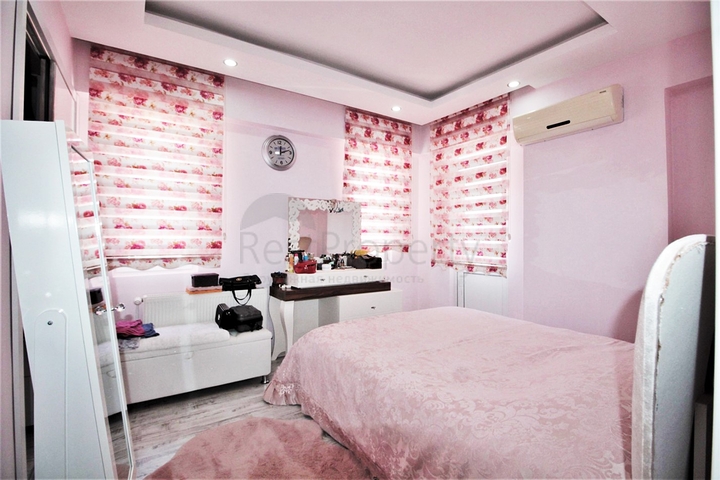 شقة فسيحة 3 + 1 مع مطبخ منفصل في كونيالتي