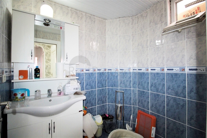 شقة فسيحة 3 + 1 مع مطبخ منفصل في كونيالتي