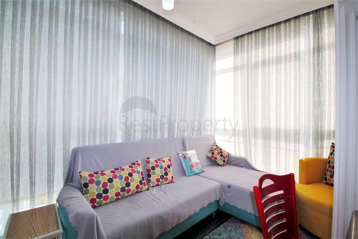 شقة فسيحة 3 + 1 مع مطبخ منفصل في كونيالتي