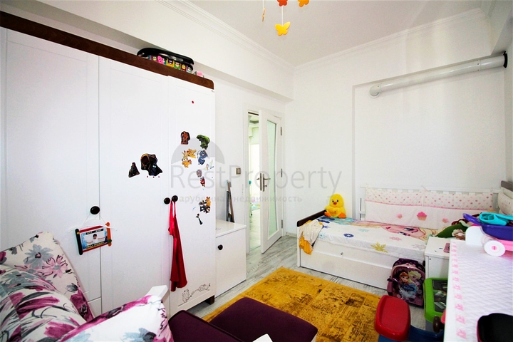 شقة فسيحة 3 + 1 مع مطبخ منفصل في كونيالتي