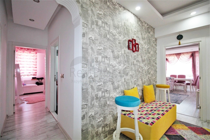 شقة فسيحة 3 + 1 مع مطبخ منفصل في كونيالتي