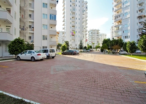 شقة فسيحة 3 + 1 مع مطبخ منفصل في كونيالتي