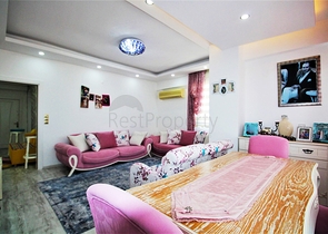 شقة فسيحة 3 + 1 مع مطبخ منفصل في كونيالتي