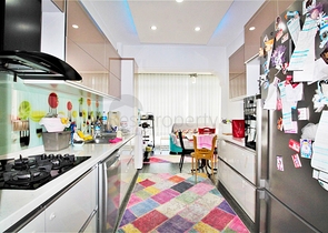 شقة فسيحة 3 + 1 مع مطبخ منفصل في كونيالتي