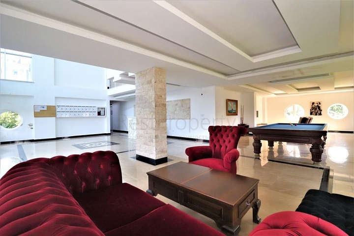 سعر مميز ضمن منطقة راقية - شقة 2 غرفة وصالة ضمن مجمع سكني في منطقة كاستل / الانيا 