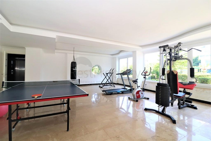 سعر مميز ضمن منطقة راقية - شقة 2 غرفة وصالة ضمن مجمع سكني في منطقة كاستل / الانيا 