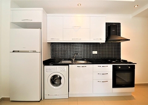 سعر مميز ضمن منطقة راقية - شقة 2 غرفة وصالة ضمن مجمع سكني في منطقة كاستل / الانيا 