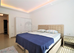 سعر مميز ضمن منطقة راقية - شقة 2 غرفة وصالة ضمن مجمع سكني في منطقة كاستل / الانيا 