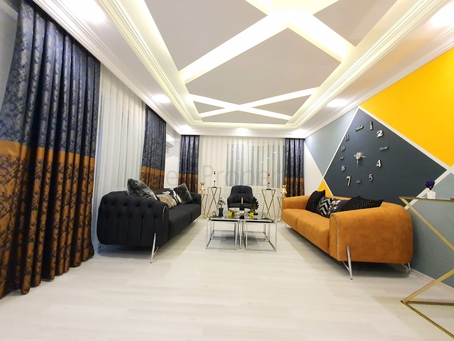 شقة عائلية انيقة - مطبخ منفصل - ضمن مجمع سكني في مهموتلار / الانيا 