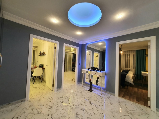 شقة عائلية انيقة - مطبخ منفصل - ضمن مجمع سكني في مهموتلار / الانيا 