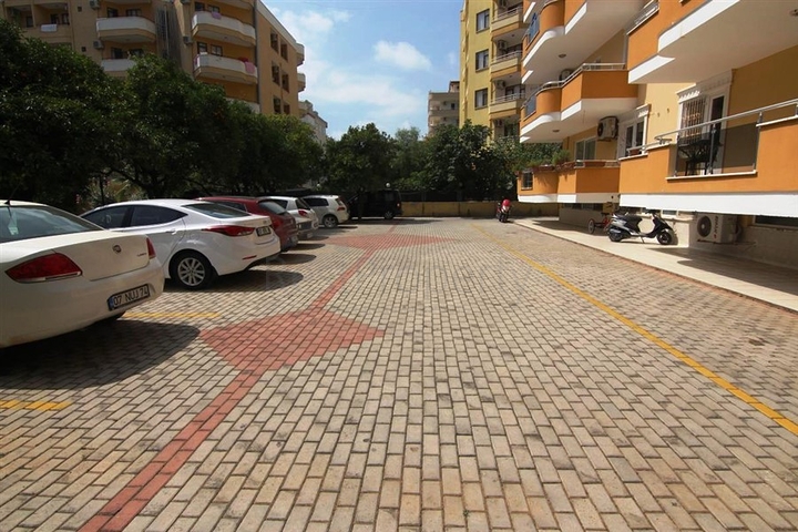 شقة عائلية انيقة - مطبخ منفصل - ضمن مجمع سكني في مهموتلار / الانيا 