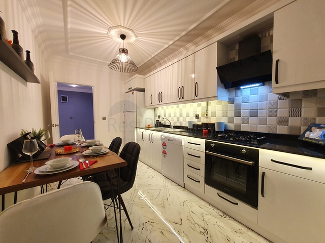 شقة عائلية انيقة - مطبخ منفصل - ضمن مجمع سكني في مهموتلار / الانيا 