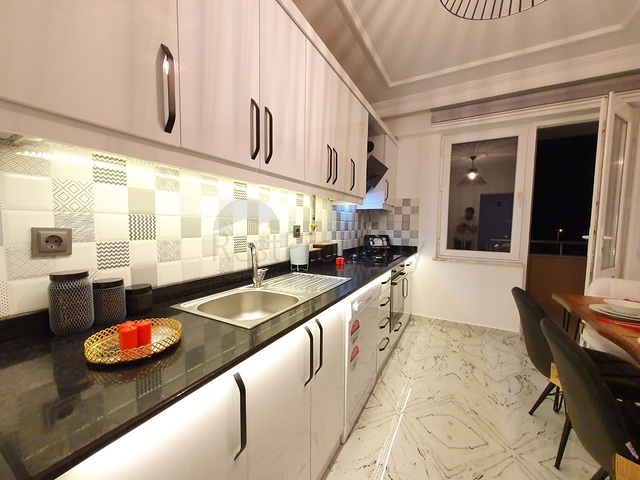 شقة عائلية انيقة - مطبخ منفصل - ضمن مجمع سكني في مهموتلار / الانيا 