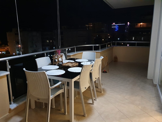 شقة عائلية انيقة - مطبخ منفصل - ضمن مجمع سكني في مهموتلار / الانيا 