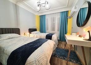 شقة عائلية انيقة - مطبخ منفصل - ضمن مجمع سكني في مهموتلار / الانيا 