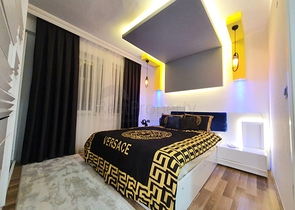 شقة عائلية انيقة - مطبخ منفصل - ضمن مجمع سكني في مهموتلار / الانيا 