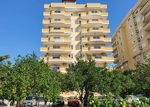 شقة عائلية انيقة - مطبخ منفصل - ضمن مجمع سكني في مهموتلار / الانيا 